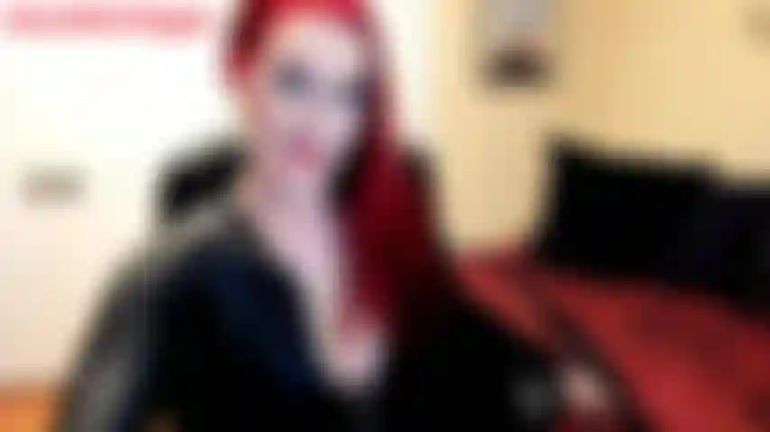 Conoce a JenniferVegas- conoce un poco de lo que me gusta hacer frente a la cámara y quién soy.