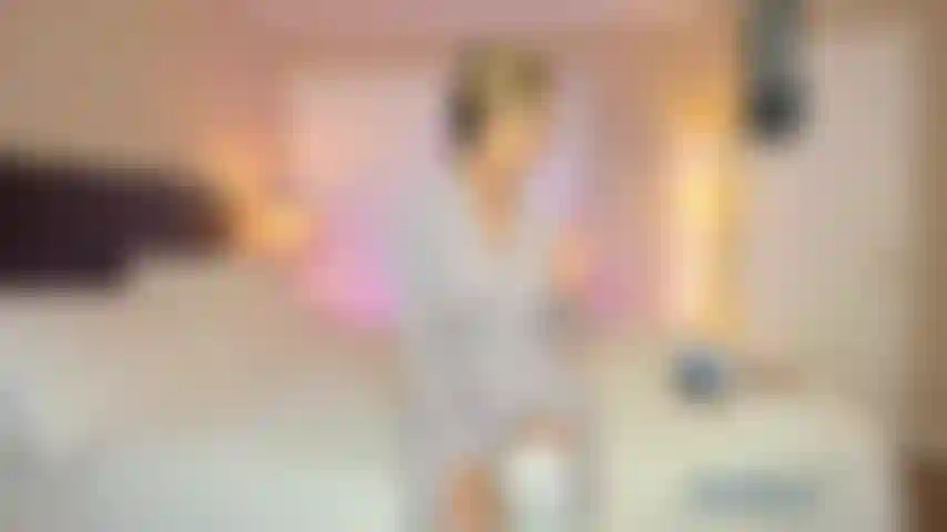 Sexy custom for Kyle. I've got knee high socks on, use my vibrator to make myself cum then use my dildo in my pussy. I ride it with my ass in your face, dirty talk and cum encouragement.