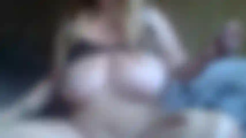 Escucha lo resbaladiza que me pongo mientras fantaseo con mi bbc favorita.