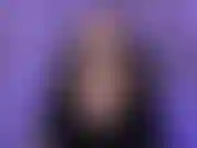 Vaya cuco que noche. No puedo creer lo fuerte que me folló. Tampoco puedo creer lo buena que eras chupándole la polla. Incluso voy a masturbarte tu triste pollita como recompensa.