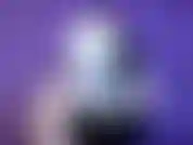 Mira quién es. Mis calcetines tobilleros esclava. Mira cómo mi pie se balancea hacia adelante y hacia atrás y mueve tu polla lentamente. Ahora inhala profundamente y sacude tu polla rápidamente. Siéntete caer cada vez más bajo mi hechizo. Eres mi esclava de calcetines.