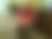 Sí, les mostré a todos los que trabajas con las películas que tengo de ti vestida con bonitas bragas, con los cuernos y en una jaula de castidad. Fue muy divertido, me divertí mucho, te dejaré correrte esta noche.