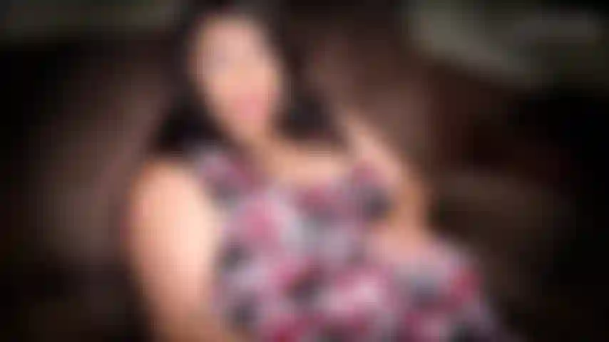 Tu vore novia te hace el postre.