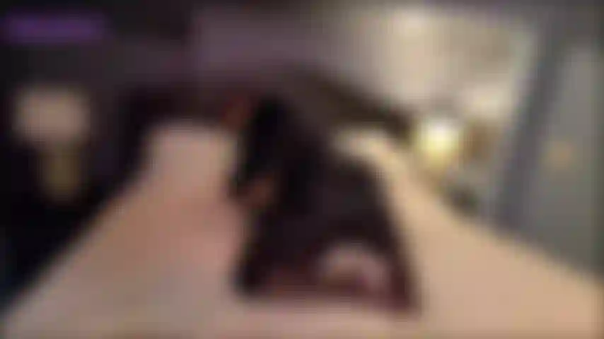 Bbw provocación juguetona y masturbación en traje negro transparente hd.