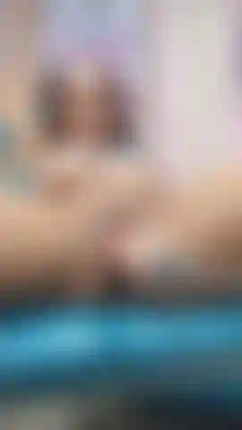 fuck me while you play with my tits