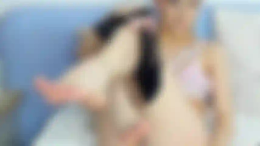 Ven a adorar los pies de tu diosa!