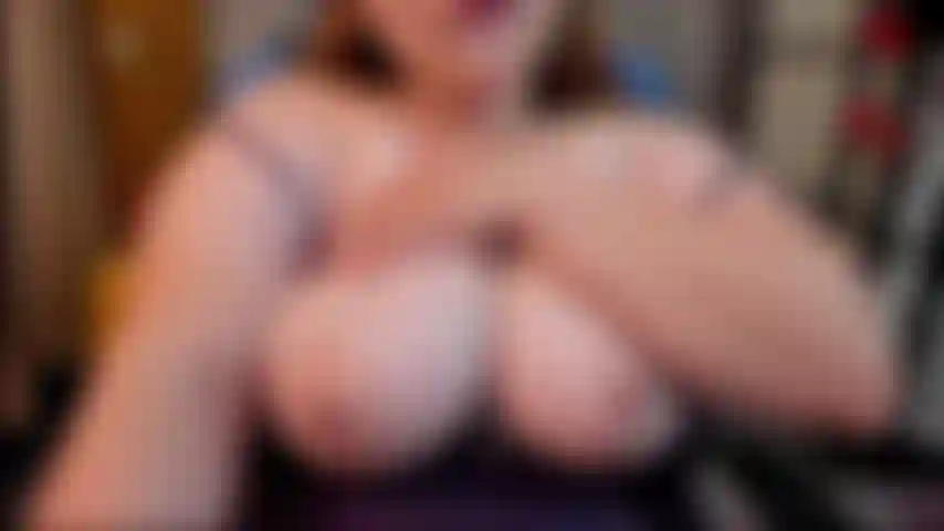 Descuidado chupa pezones.