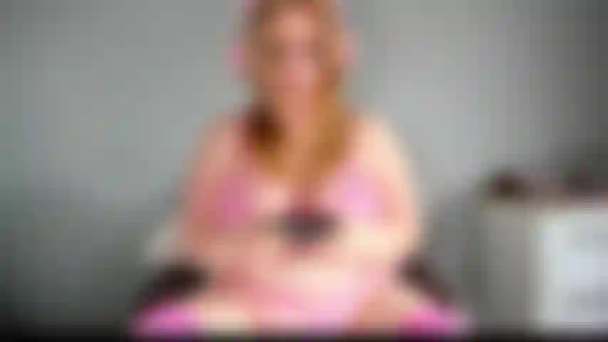 Julie_Bliss - 109 - chica gamer cachonda.