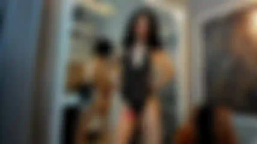 MILF Dance That Sets the Mood