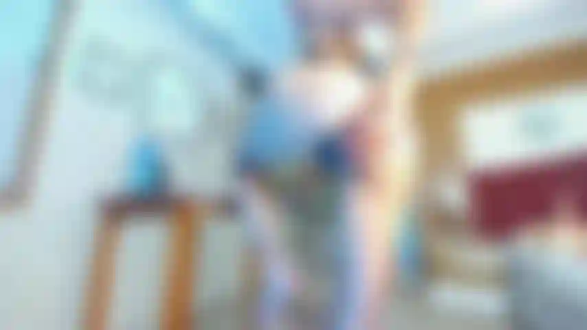 Follando mi culo sin descanso.