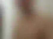 Duchándome en la ducha.