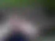 Más juego con el vibrador anal del anillo del pene.