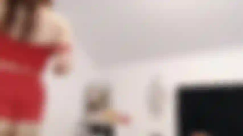 Stripping, dirty talk, blowjob and showing you my flexible body!