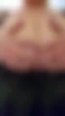 Pechos al descubierto! Quieres verme jugar?