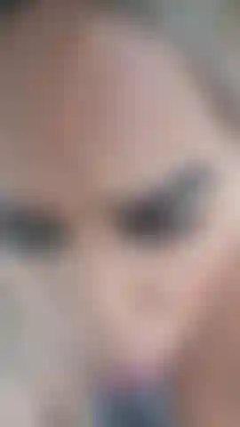 One look at these, and youre already weak, arent you?