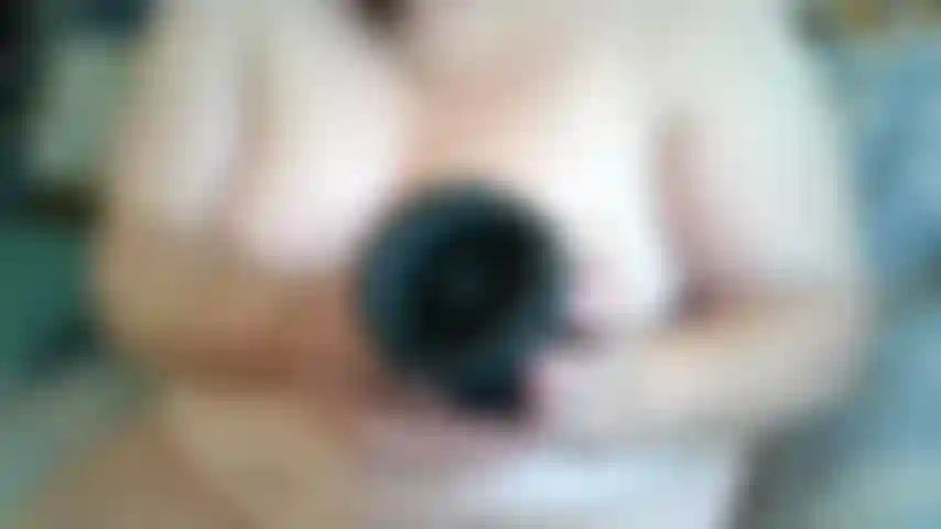 Come watch this toy eat my fat pussy