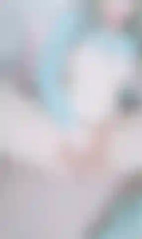 Digitación de coño mojado y semen.