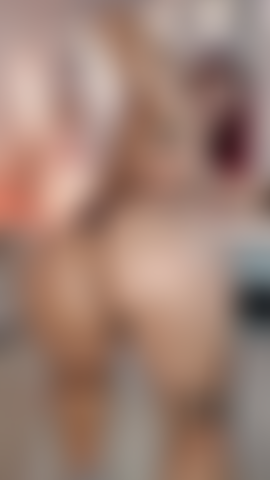 Mi culo caliente quiere tu polla.