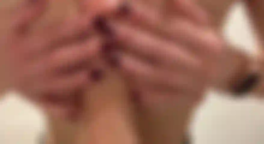 Titty fuck aceitoso vs bj.