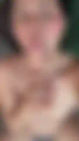 I long to suck your cock, get it wet and