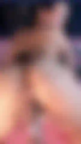 Twerking asn folla culo con bragas mmmm.