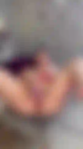 Every second I have it inside me and moan feels better, don't keep me waiting.