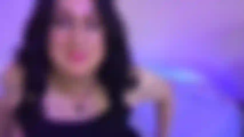 Katie se pone del culo a la boca.