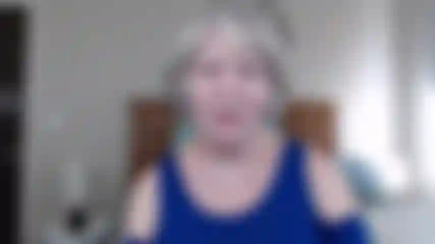 Stroking_to_stepmoms_face_cum cuenta regresiva.