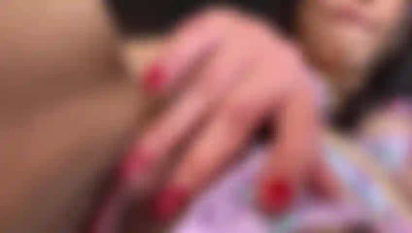 ¡Mira, haces que tu muñeca se moje tanto!
