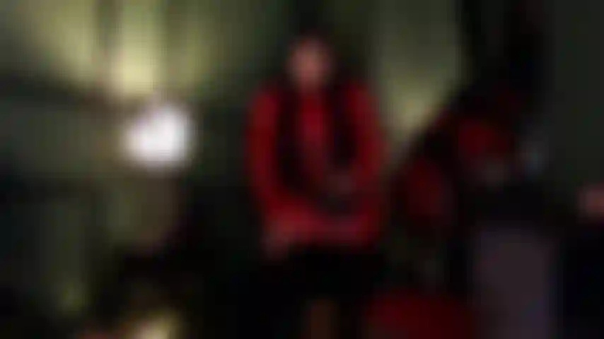 Oye perra, ¿qué estás esperando? Arrastrándote sobre tus rodillas y preparando tu trasero para ser follado y usado, lo haré sin piedad y no pararé, ¿preparada entonces?