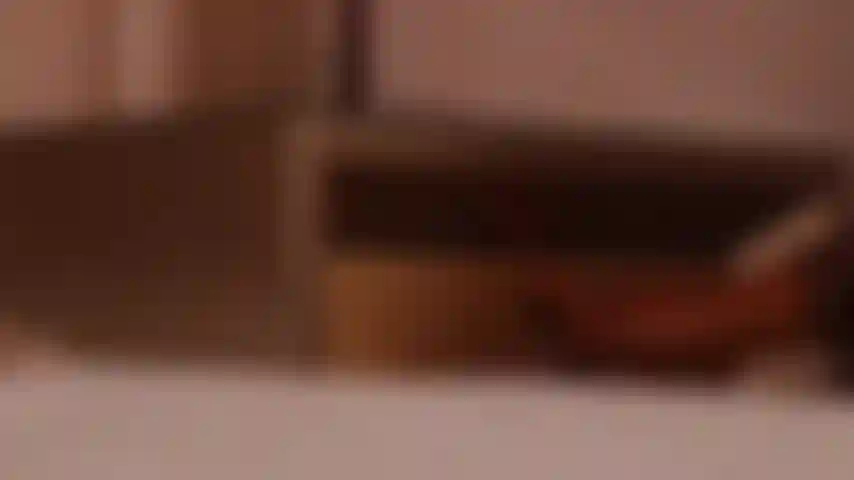 Me dejarías chuparte todo profundamente y hacerte sentir el verdadero placer?