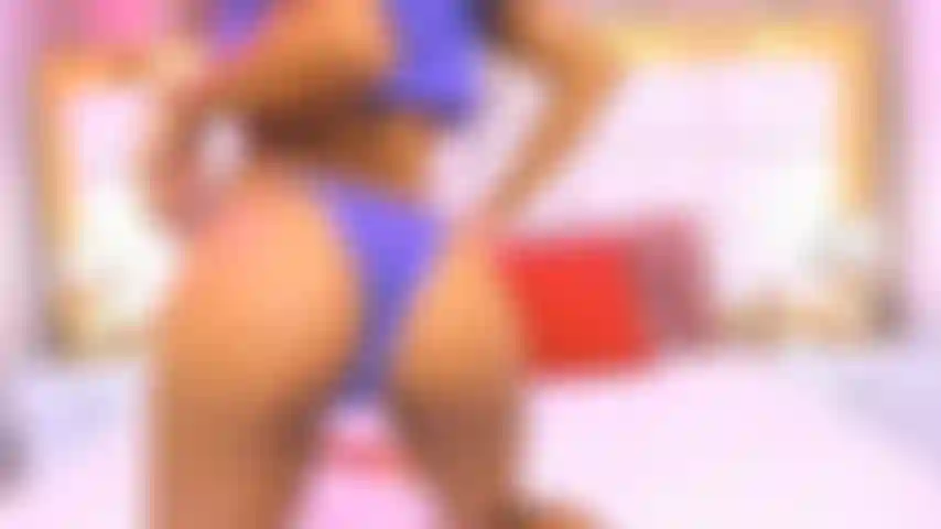 Cabalgando vaquera duro.