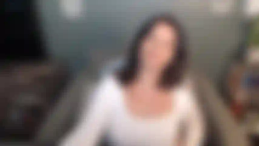 Haciendo que mi coño se corra 4 juegos.