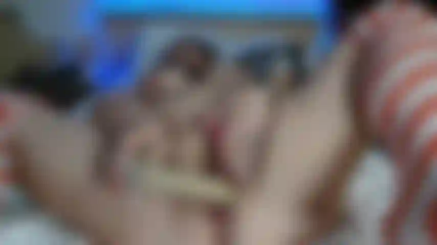 ¡Hola, equipo de kepi! Abróchense los cinturones para un viaje salvaje! ¡Me estoy sumergiendo en un solo anal poco común con doble penetración! ¿Lista para verme superar mis límites? ¡No te pierdas este espectáculo intenso!