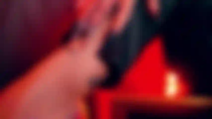 Soy la joya escondida aquí, una chica a la que le encanta viajar para hacer nuevos amigos, ¡soy una socialité! Quiero ser la chica con la que soñarás desde el primer momento que me veas.