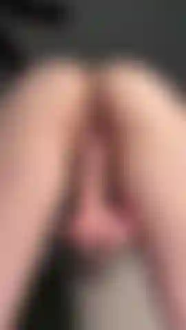 Me cojo hasta que me tiemblan las piernas.