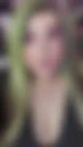 Entrenamiento de garganta sissy.