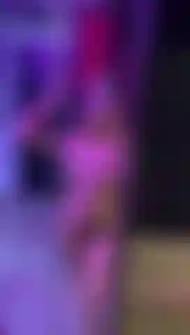 Let yourself be seduced by my curves, my body will