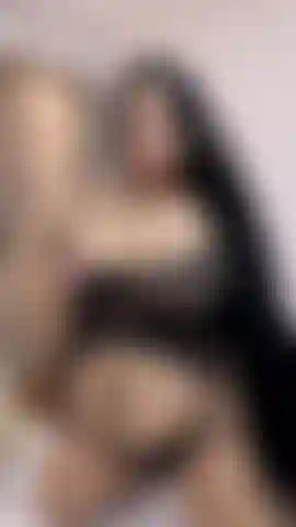 Tu cuerpo y tu aroma habitan mis pensamientos todo el día.