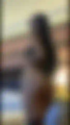 I sexy girl dancing while I play with my pussy and my toy