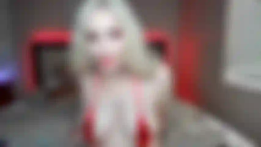 La hermanastra rubia atrapó la cuenta regresiva de adoración del gilipollas del hermanastro.