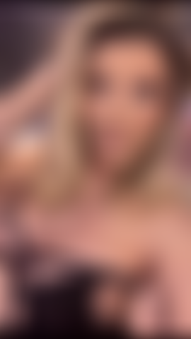 Las vibraciones del fin de semana son diferentes cuando las pasas conmigo, sensuales, dulces y siempre un poco tentadoras.