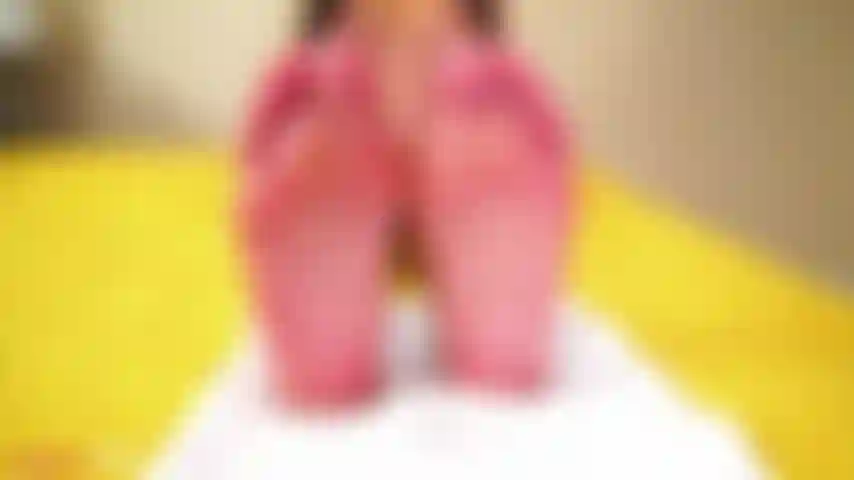 Instrucciones de limpieza de semen en los pies (semen real en los pies).