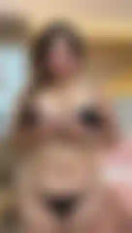 Sweet look and hot movements.... Enjoy every curve of my naughty body and big tits.