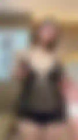 Tanto que mis curvas son tu sueño hecho realidad.