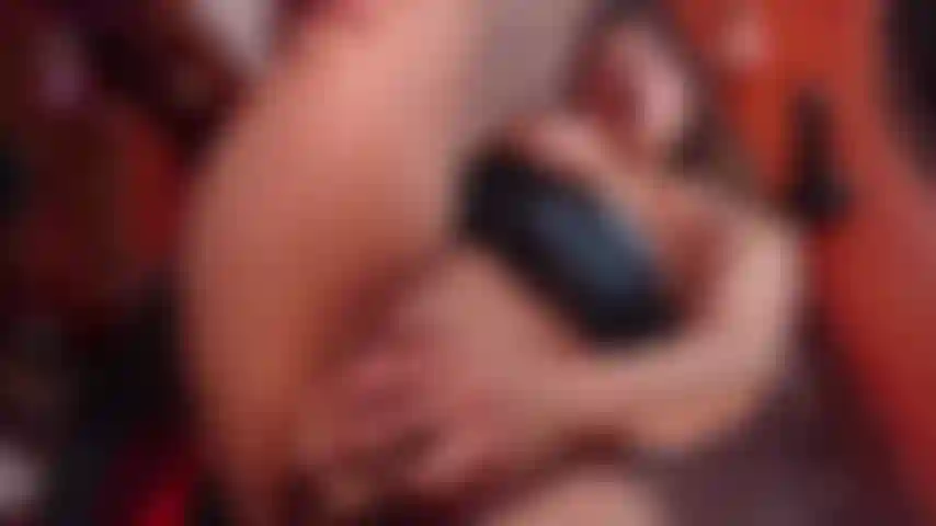 Estaba tan mojada que me corrí.