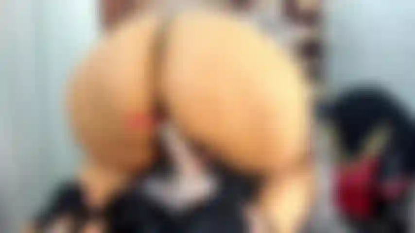 Monto tu polla y tu semen en mi boca?