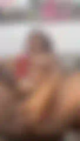 A CUTE BIG AND WET PUSSY