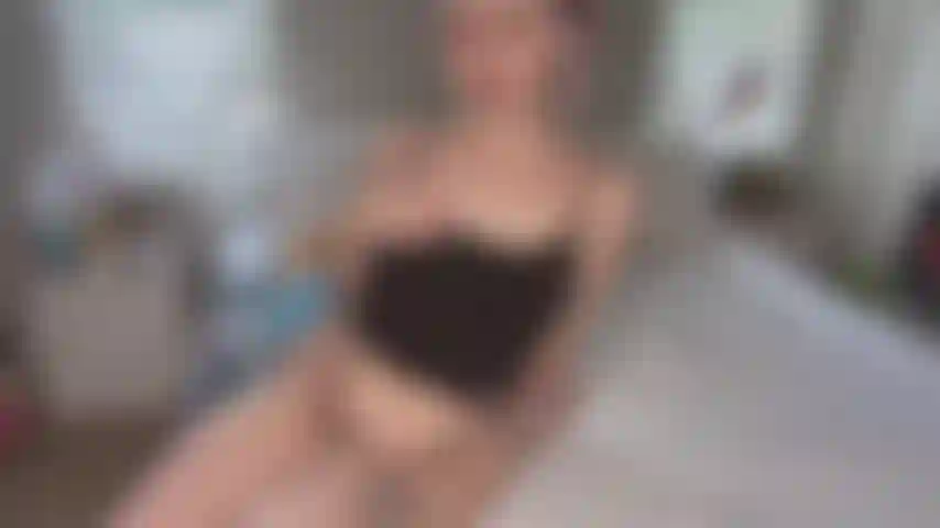 Tetas pequeñas provocativas.