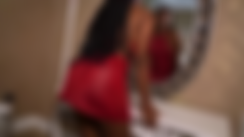 Sexy ebony girl!